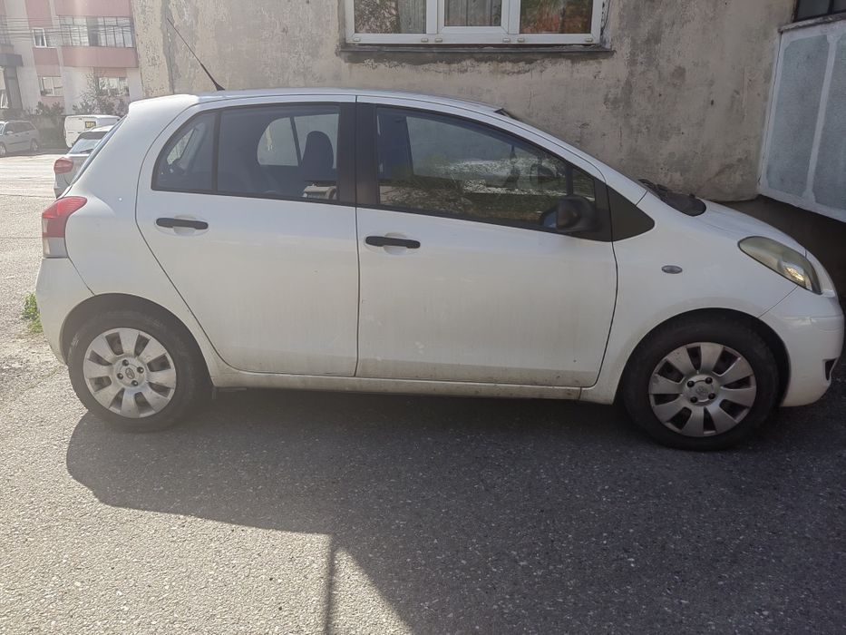 Toyota yaris 2010