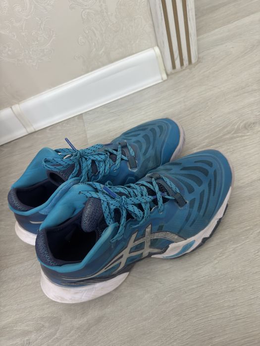 Asics волейбольные кроссовки