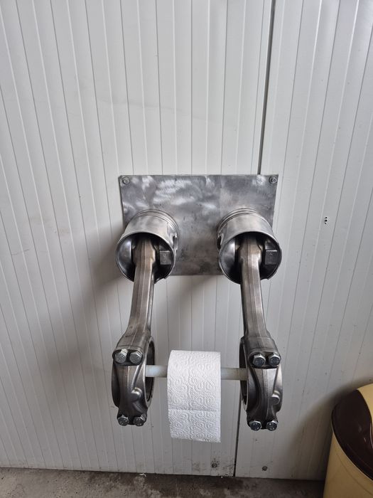 Suport hârtie igienică