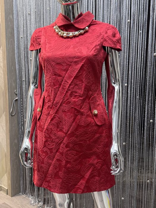 Ярко-Красное Платье