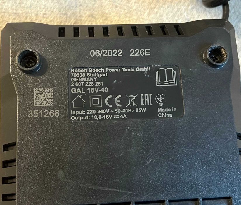Incarcator original Bosch GAL 18V-40 AMP Share