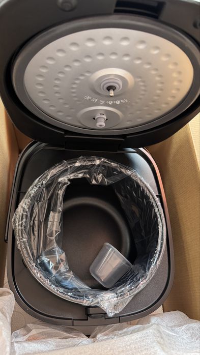 Новая мультиварку (пароварка)