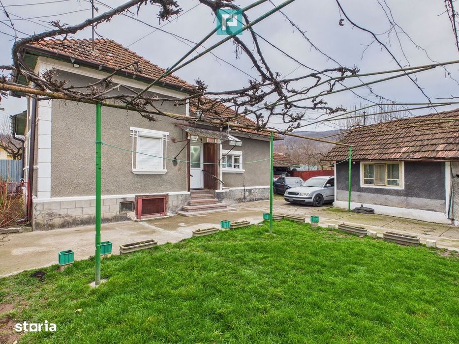 Casă Sighiștel, 5 km de Ștei, teren 500 mp
