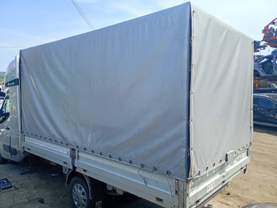 Cub prelata 2,32 m înălțime 2,22 m lățime 4,30 m lungime Renault