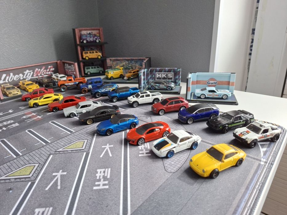 Продам Hotwheels