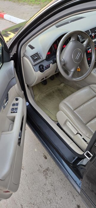 Vând Audi A4-B6 2005