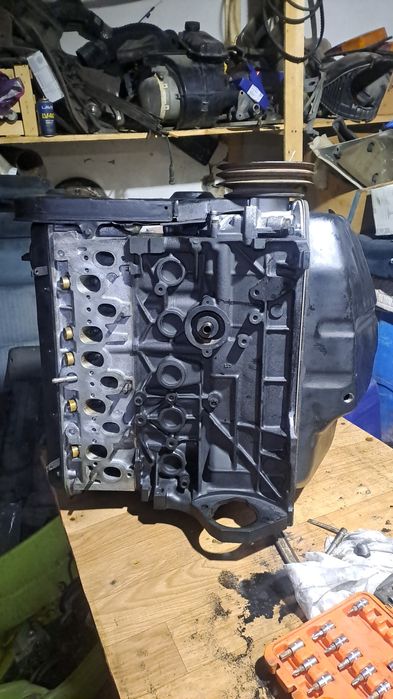 Продается  Двс Ауди 100  2.2  Кпп с4