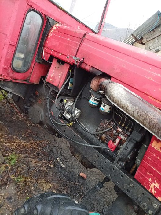 Vând sau schimb cu vaci sau vitei tractor U650