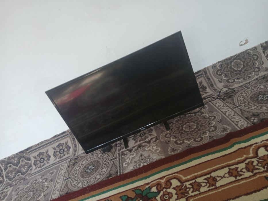 Телевизор хайер.