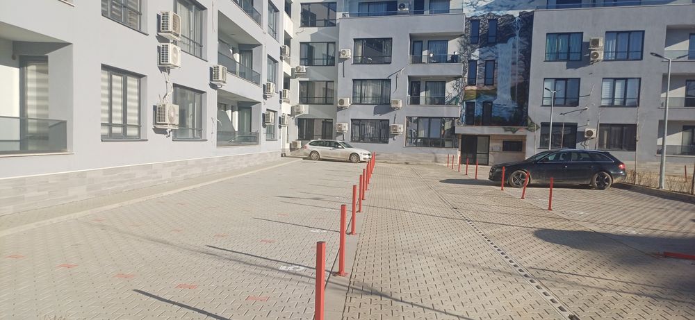 Дава се под наем Гараж / Паркомясто в София, Малинова долина - 12 кв.м за 51 € - Снимка #1