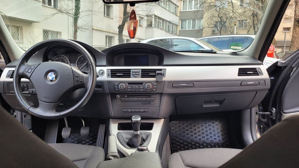 BMW e91 320d EfficientDynamics 2012 EURO5