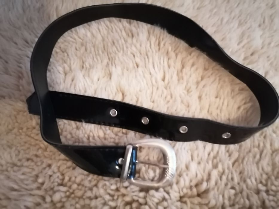 Дамски Лачен колан.