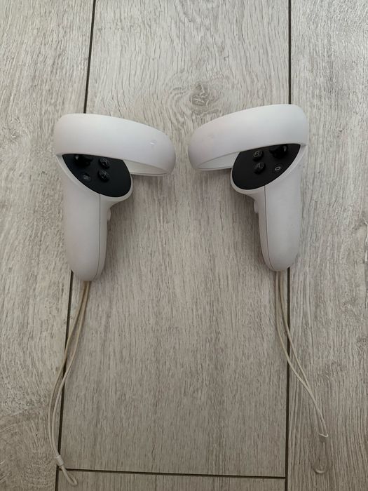Vând Oculus Quest 2 – 128GB, Complet, Stare Foarte Bună