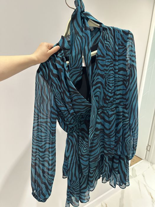 Рокля Kendall + Kylie