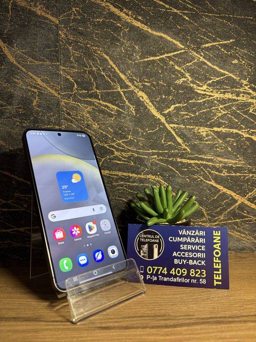 Samsung Galaxy S24/ 256 GB/Garantie 2Ani Centrul de Telefoane / Rate