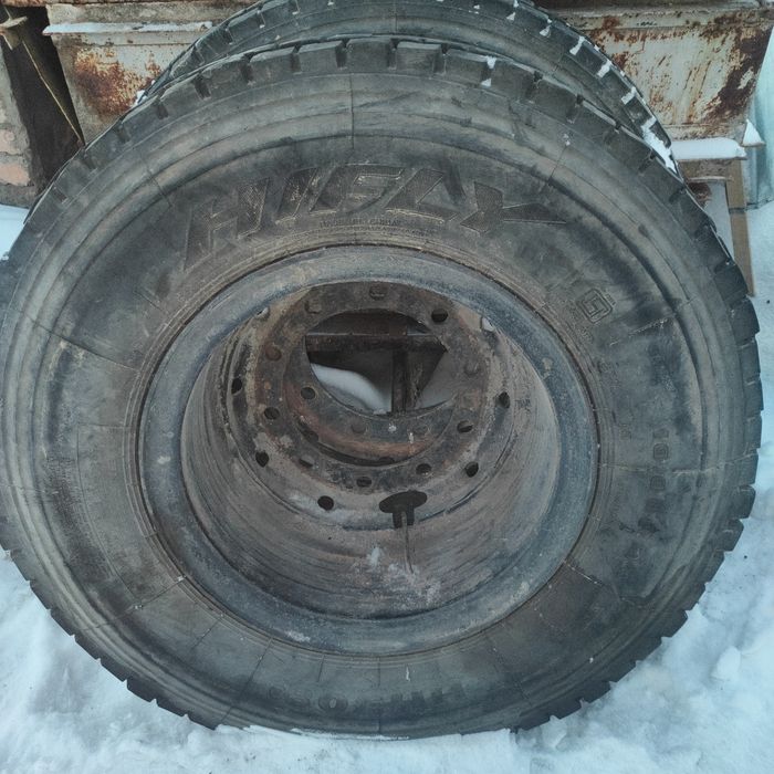 Диски с шинами Камаз