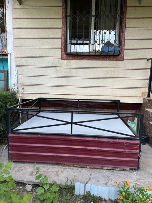 Продам тапчан 1,5 на 2