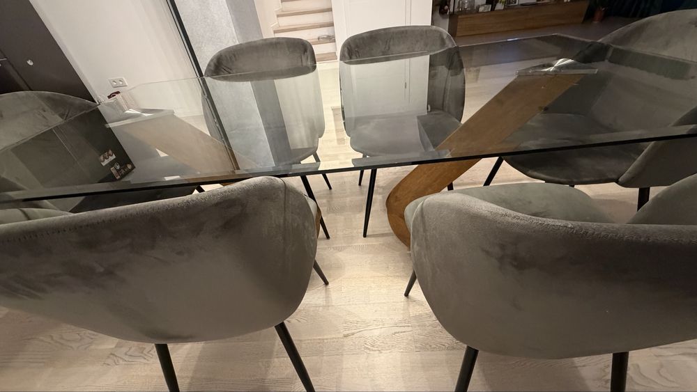 Vand masa picioare lemn nuc si blat sticla