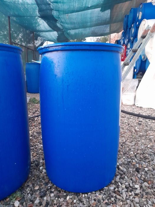 Бидони 220литра.