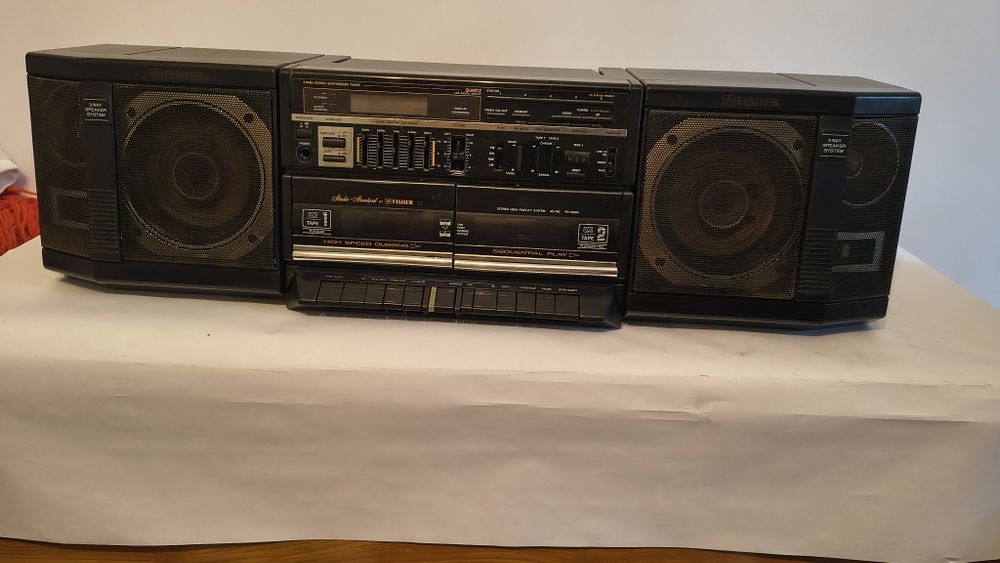 Fisher boom box/radiocasetofon
