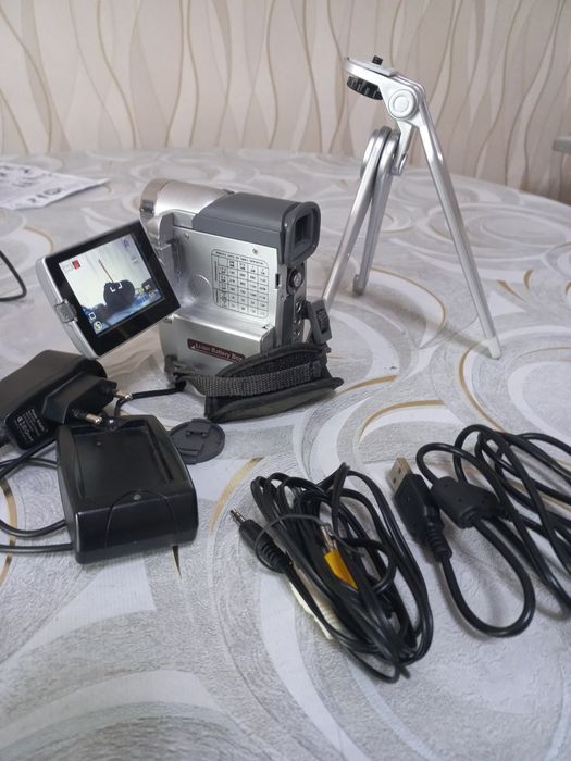 Видео камера SONY DV9F