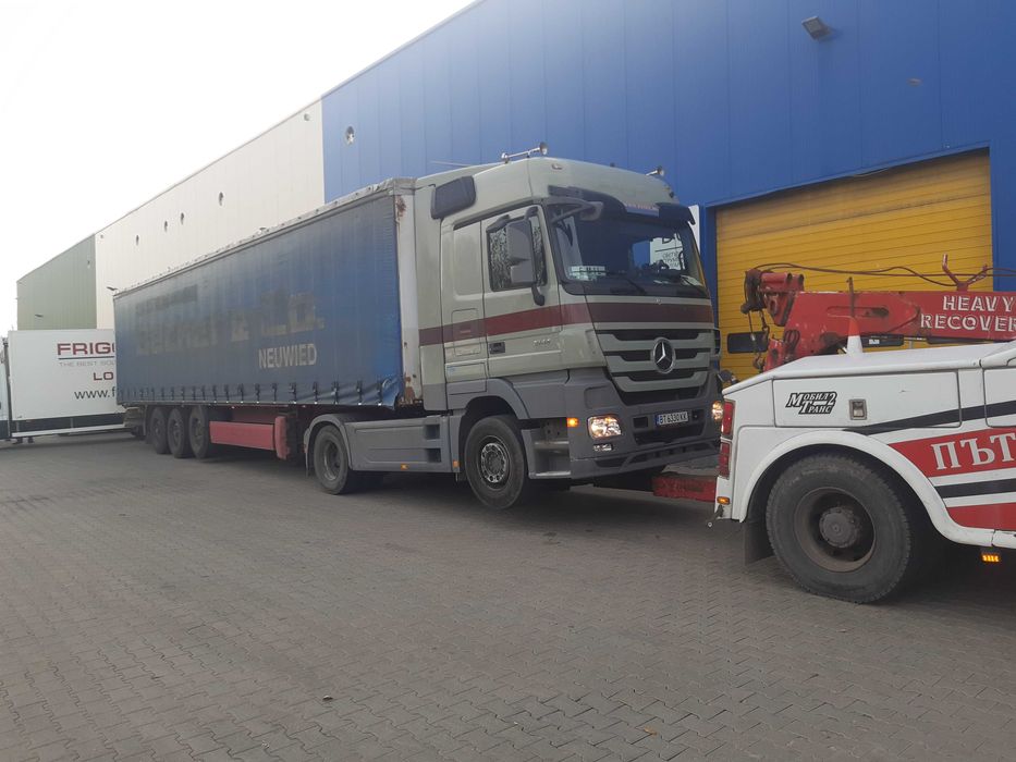 Тежкотоварна ПЪТНА ПОМОЩ ЗА Камиони TIR и автобуси