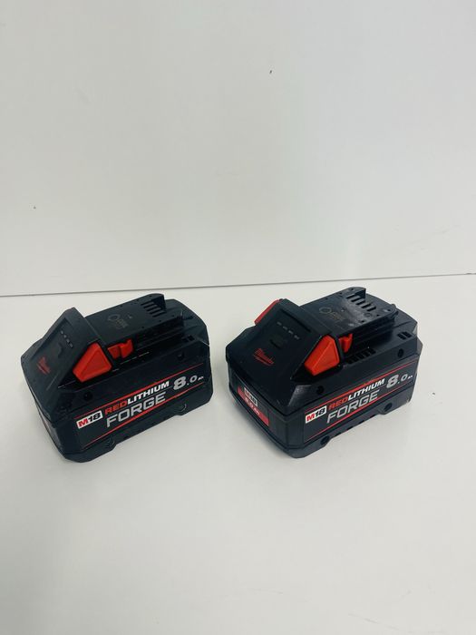 Milwaukee M18 FB8 acumulatori forge