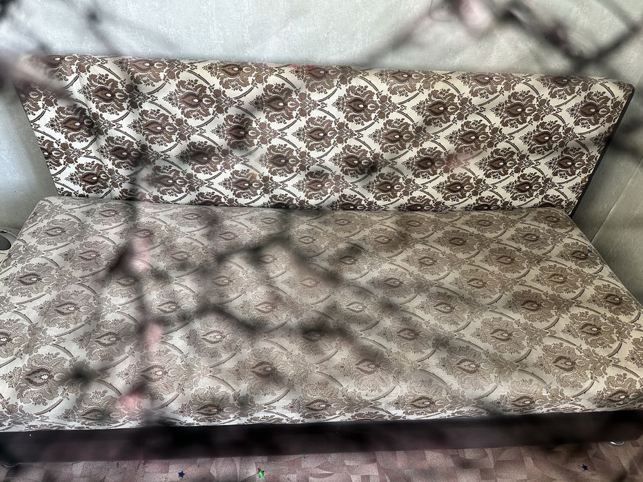 Продам диваны и шкаф