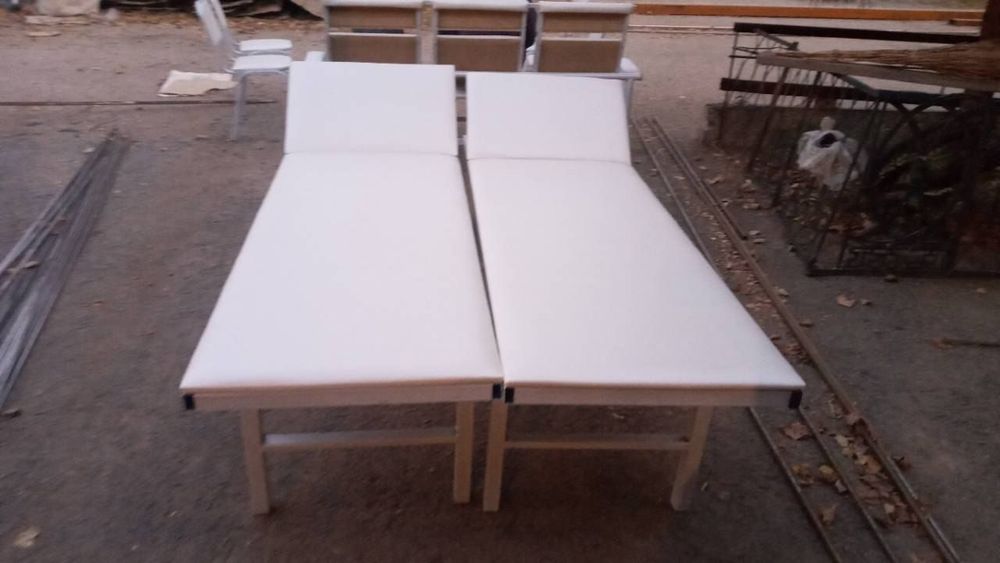 кушетка массажный