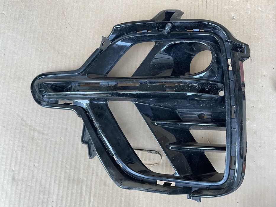 Решетка Kia Niro | 2021