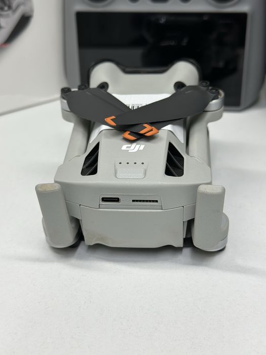 Дрон Dji Mini 4 Pro
