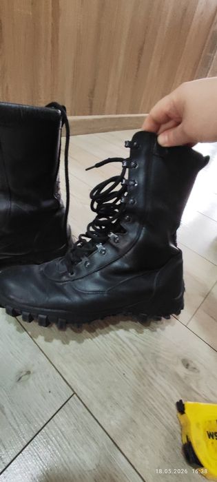Продам берцы 41р