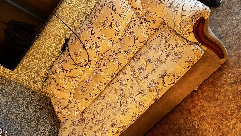 Продам диван бу раздвигается