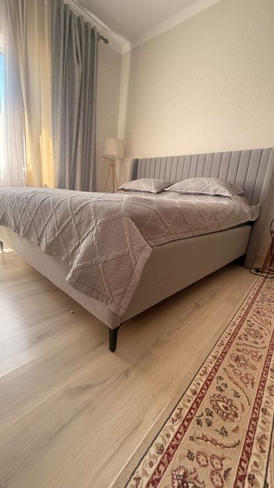 Спальный кровать