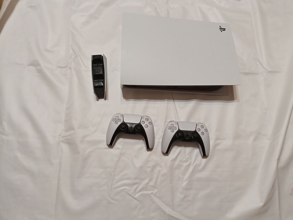 Продам плейстейшон 5