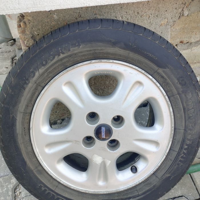 Зимни гуми 4 бр.185/65R14