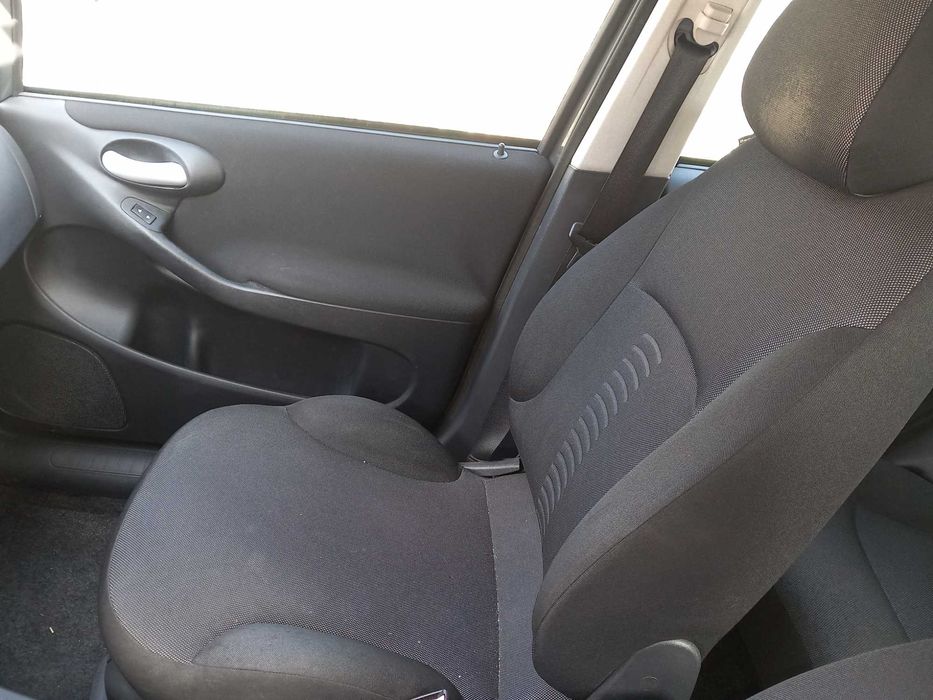 Продавам на части фиат стило 1.9 jtd