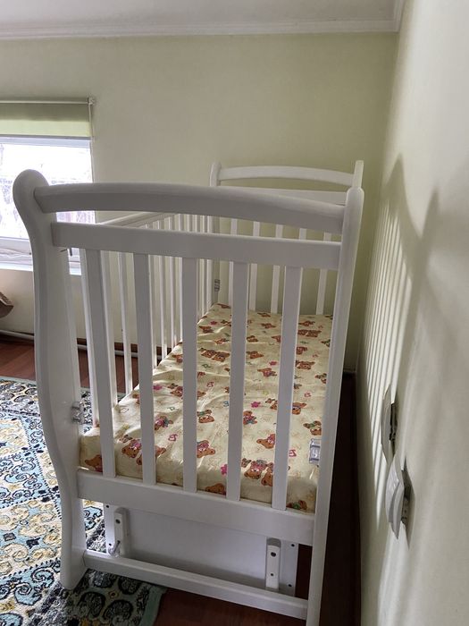 Продам манеж в отличном состояний