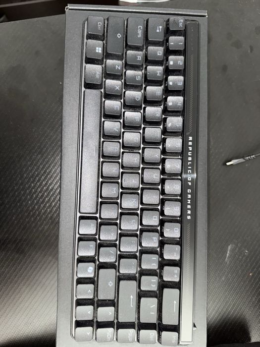 Tastatura Asus ROG Falchion Ace HFX