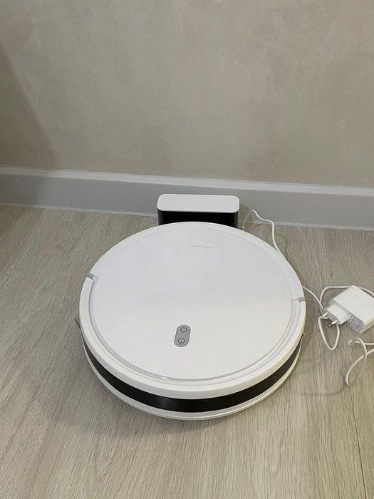 Продается робот-пылесос