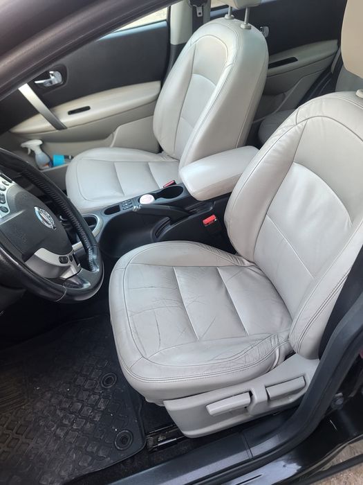 Vind auto Nisan Qasqai