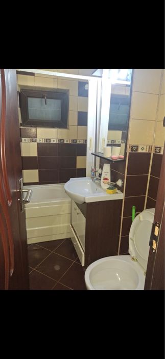 Inchiriez apartament 2 camere
