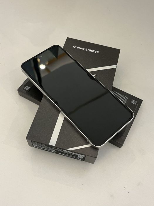 Samsung Galaxy Z Flip7 Fe