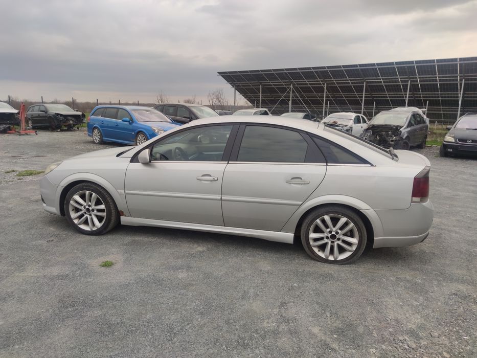 Опел Вектра Ц 1.9 150к.с автомат 2007г. Opel Vectra C 1.9cdti 150k.s