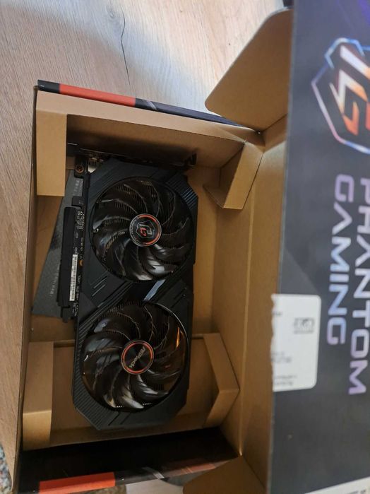 ASRock AMD Radeon RX 6500 XT 4GB