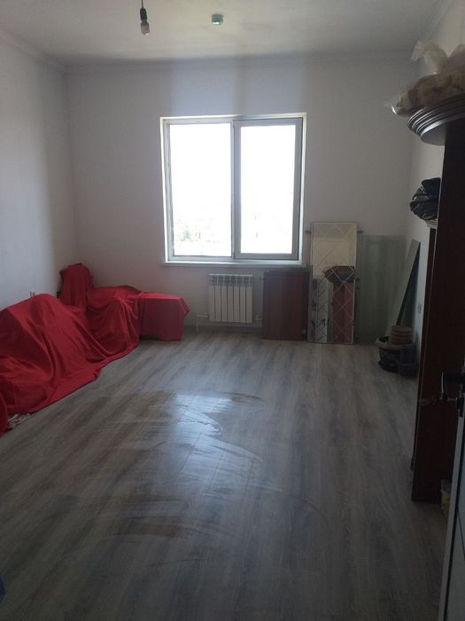 Yangi darxon uy sotiladi Srochno