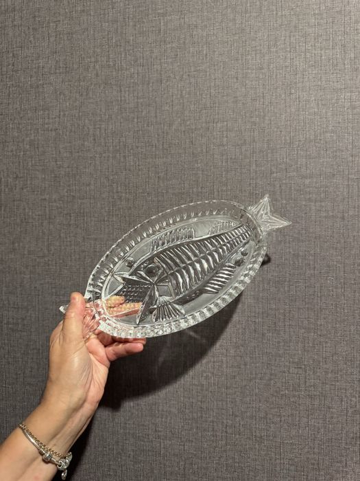 хрустальное блюдо под рыбу