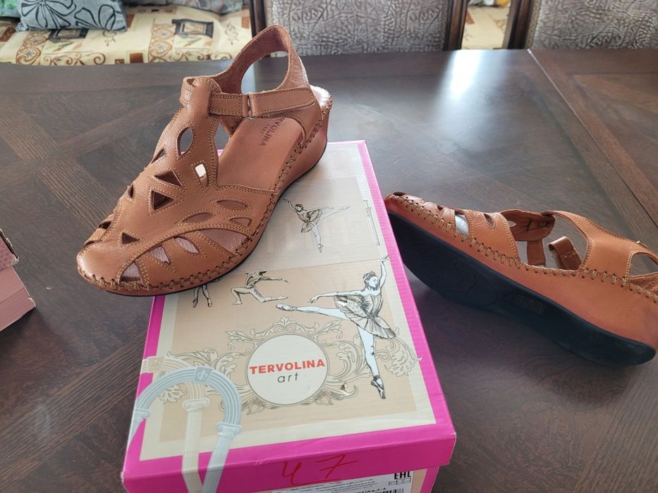 Продам босоножки,новые кожаные