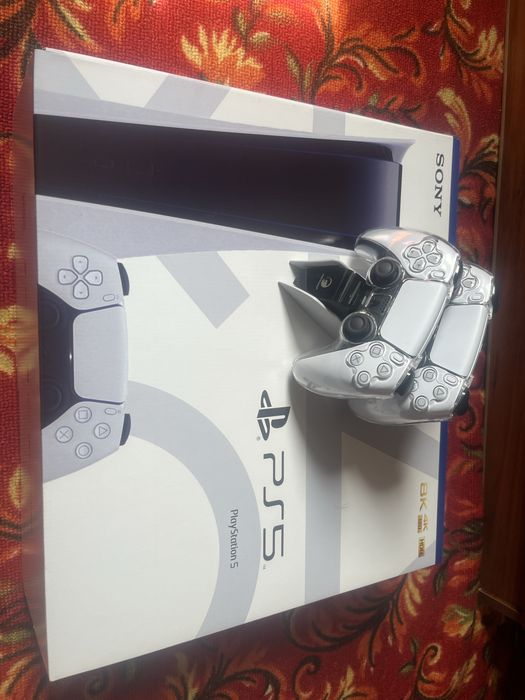 Продам Playstation 5