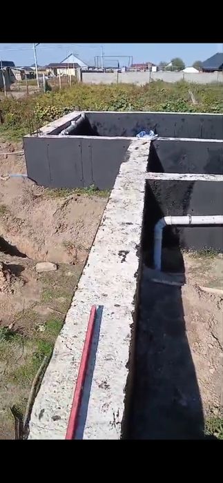 Продается земля с фундаментом